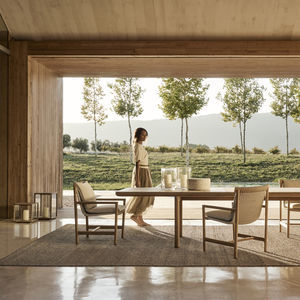 mesa de comedor contemporánea