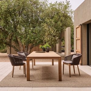 mesa de comedor contemporánea