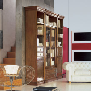 biblioteca modular / clásica / de madera maciza / acristalada