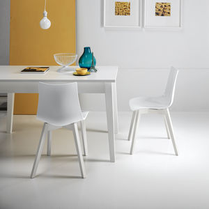 silla contemporánea