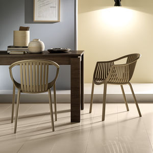 silla contemporánea
