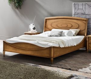 cama de matrimonio / clásica / con cabecero / de madera maciza