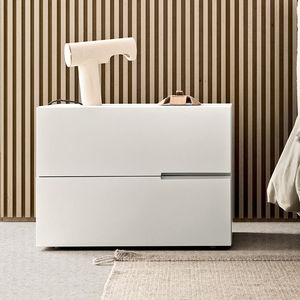 mesilla de noche contemporánea / de madera lacada / rectangular / con cajón