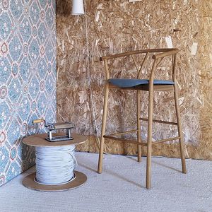 silla de bar contemporánea / de madera curvada