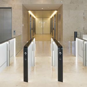 pasillo motorizado para tráfico alto