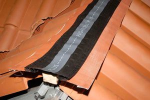 banda impermeable para cumbrera con ventilación