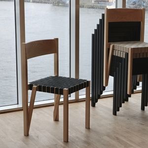 silla de diseño escandinavo