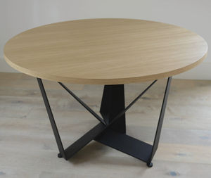 mesa de comedor contemporánea