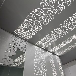 panel decorativo de metal