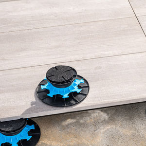 pedestal para suelo técnico de polietileno