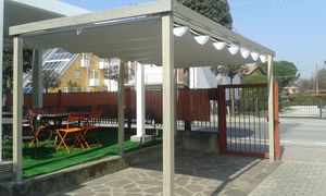 cenador de aluminio