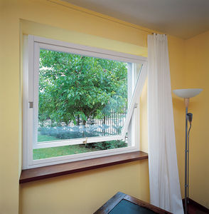 ventana de madera