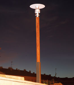 consola para poste de iluminación de hierro fundido