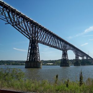 puente de hormigón prefabricado