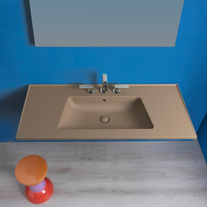 lavabo suspendido