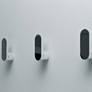 percha contemporánea