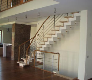 escalera en L