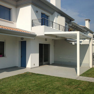 pérgola adosada