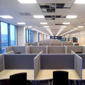 separador para oficina de sobremesa