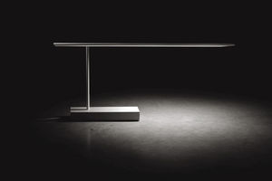 lámpara de mesa