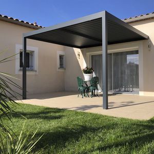 pérgola adosada