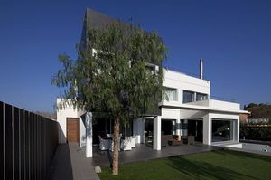 casa prefabricada / contemporánea / de hormigón / ecológica