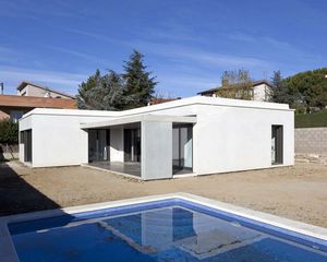 casa prefabricada / modular / contemporánea / de hormigón
