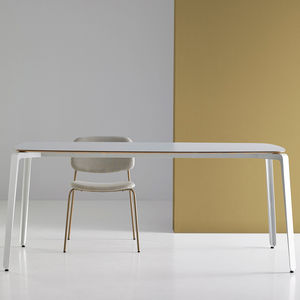 silla contemporánea