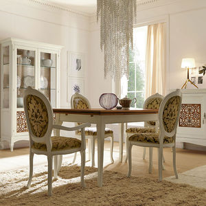 silla de comedor clásica