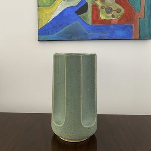 florero contemporáneo