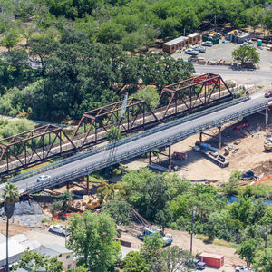 puente de acero galvanizado