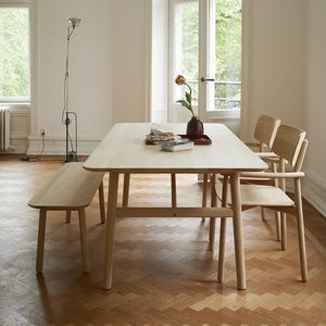 mesa de diseño minimalista