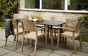 mesa de comedor contemporánea