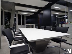 mesa de reuniones contemporánea