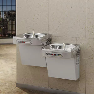 fuente de agua sin contacto