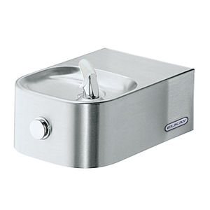 fuente de agua de pared