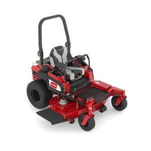 cortacésped con operador a bordo