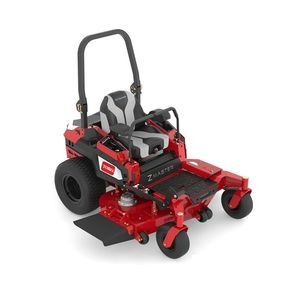 cortacésped con operador a bordo