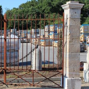 pilar para valla de piedra