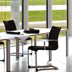 silla contemporánea