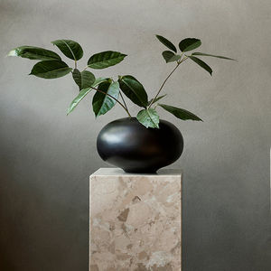 florero contemporáneo