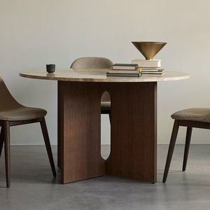 mesa de comedor contemporánea