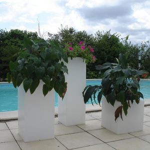 jardinera de polietileno rotomoldeado