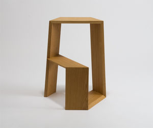 taburete contemporáneo