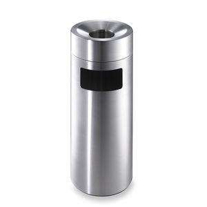 cubo de basura público