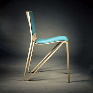 silla de visita de diseño escandinavo / tapizada / apilable / con cojín amovible