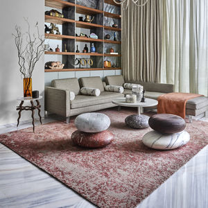 mesa contemporánea