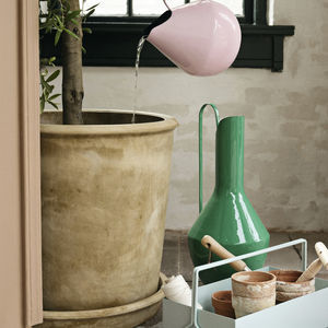 florero contemporáneo