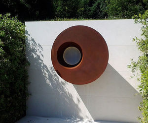escultura de acero Corten