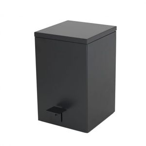 cubo de basura de baño